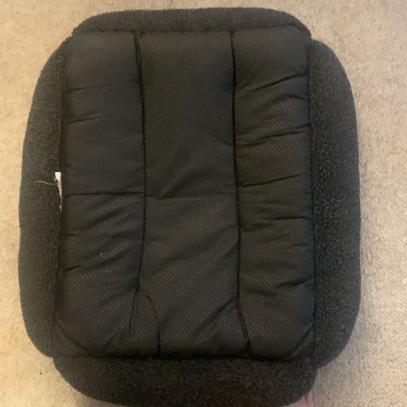 Boots and barley black dog bed! Slightly used—not abused. Dogs under 27pounds - Picture 4 of 4